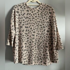 Talulah Sweater tan Leopard‎ Cheetah size small
